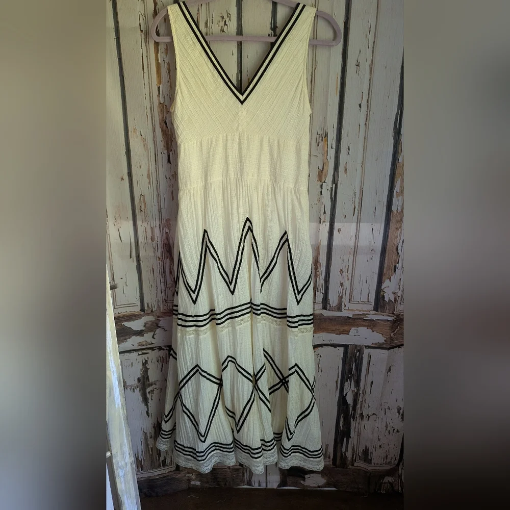 Lil Anthropologie Maxi Dress - Picture 2 of 16